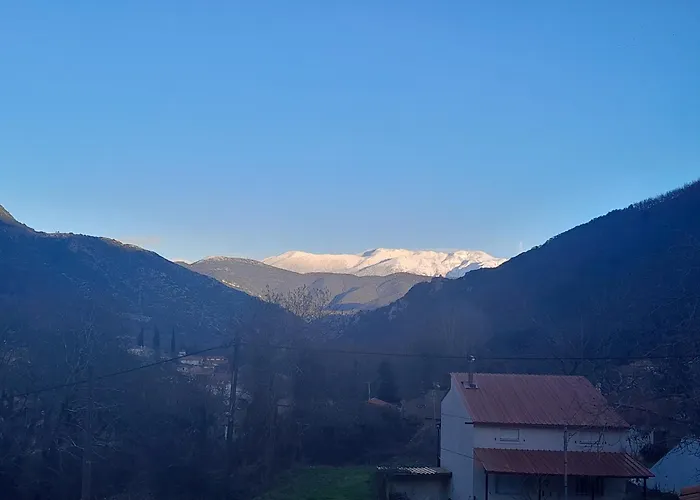 아파트 Helmos Mountain View *